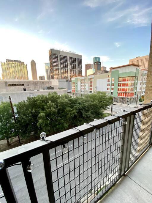 Luxury Apartment With King Bed And Pool And Free Parking 4 休斯敦 外观 照片