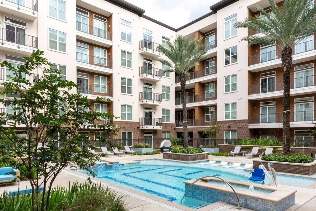 Luxury Apartment With King Bed And Pool And Free Parking 4 休斯敦 外观 照片